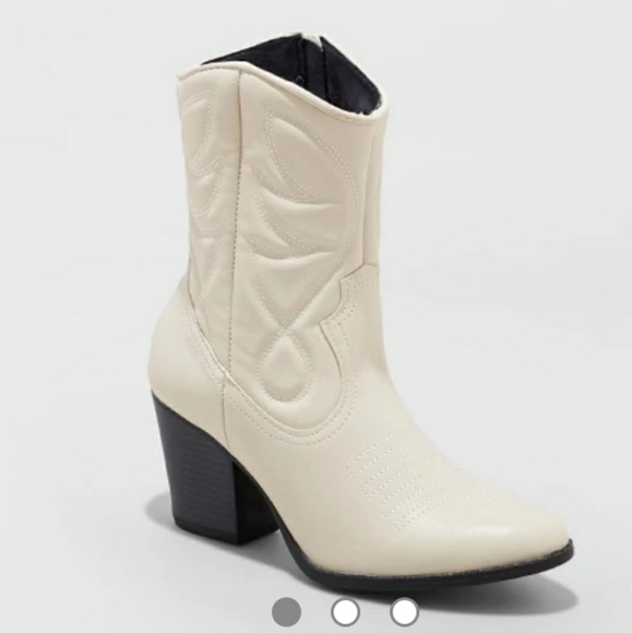 wild fable Shoes - Sale 30 $ Wild fable  western boots